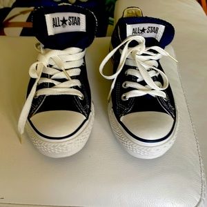 Converse NWT 💙💙💙